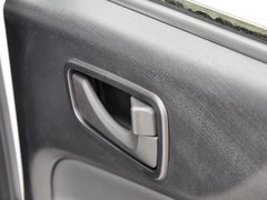 2013款 2.0L 手动 两驱经典版 5座