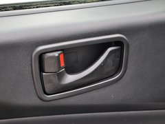2013款 2.0L 手动 两驱经典版 5座