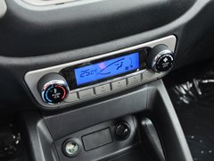 2013款 2.0L 手动 两驱经典版 5座