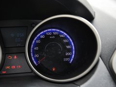 2013款 2.0L 手动 两驱经典版 5座