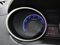 2013款 2.0L 手动 两驱经典版 5座