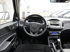 2013款 2.0L 手动 两驱经典版 5座