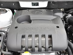 2013款 2.0L 手动 两驱经典版 5座