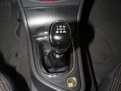 2013款 1.6L 手动 进取型