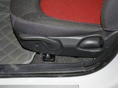 2013款 1.6L 手动 尊尚型