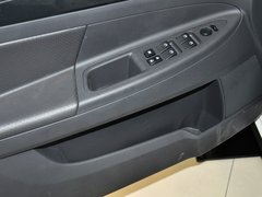 2013款 1.6L 手动 尊尚型