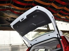 2013款 1.6L 手动 尊尚型
