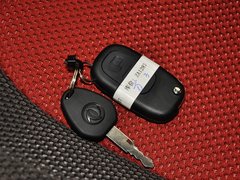 2013款 1.6L 手动 尊尚型