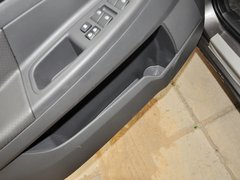 2013款 1.6L 手动 尊尚型