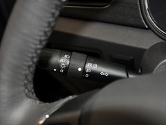 2013款 1.6L 手动 尊尚型