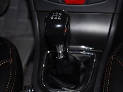 2013款 1.6L 手动 尊尚型