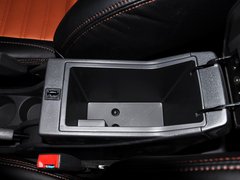 2013款 1.6L 手动 尊尚型