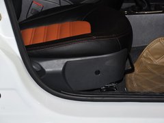 2013款 1.6L 手动 尊逸型