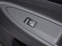 2013款 1.6L 手动 尊逸型