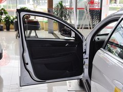 2013款 1.6L 手动 尊逸型