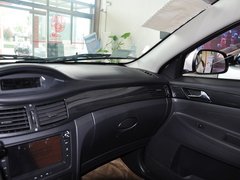 2013款 1.6L 手动 尊逸型