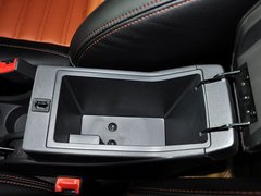 2013款 1.6L 手动 尊逸型