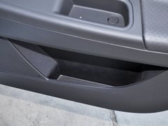 2013款 1.5L 自动 尊逸型