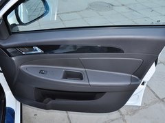 2013款 1.5L 自动 尊逸型