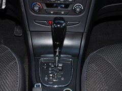 2013款 1.5L 自动 尊逸型