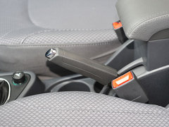 2013款 1.6L 手动 尊雅型