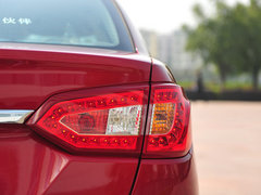2013款 1.6L 手动 尊雅型