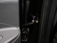 2013款 1.6L 手动 尊雅型
