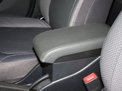 2013款 1.6L 手动 尊雅型