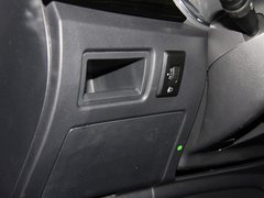 2013款 1.6L 手动 尊雅型