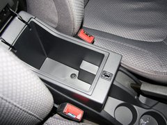 2013款 1.6L 手动 尊雅型