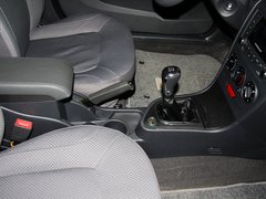 2013款 1.6L 手动 尊雅型