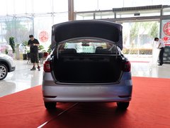 2013款 1.6L 手动 尊雅型
