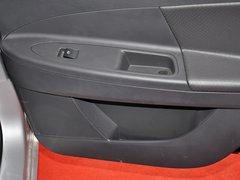 2013款 1.6L 手动 尊雅型