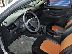 2013款 1.6L 手動 尊雅型