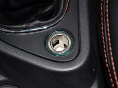 2013款 1.6L 手动 尊雅型