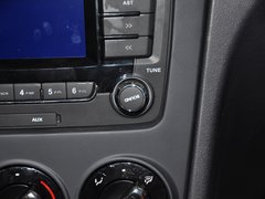 2013款 1.6L 手动 尊雅型
