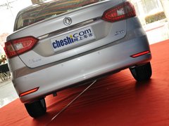 风神新S30 2013款 1.6L 手动 尊雅型