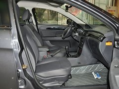 2013款 1.6L 手動 進取型