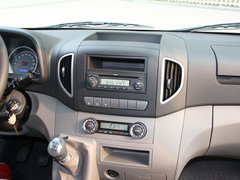 2013款 4系 1.9T 舒适版 12座 国四