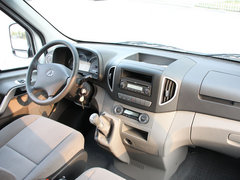 2013款 4系 1.9T 舒适版 12座 国四