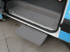 2013款 4系 1.9T 舒适版 12座 国四