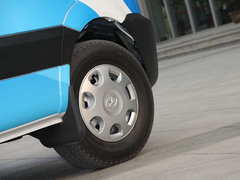 2013款 4系 1.9T 舒適版 12座 國四
