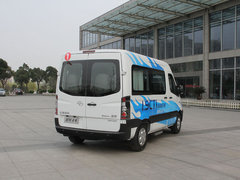 2013款 4系 1.9T 舒适版 12座 国四