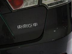 2013款 2.0L CVT 致炫版旗舰型