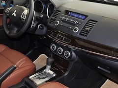 2013款 1.8L CVT 致尚版豪华型