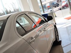 2013款 1.8L 手动 时尚版舒适型