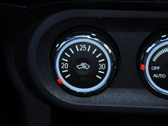 2013款 1.8L 手动 时尚版舒适型