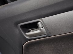 2013款 1.3L 手动 标准型