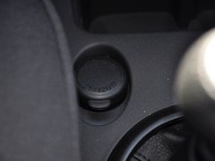 2013款 1.3L 手动 标准型