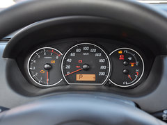 2013款 1.5L 自动 时尚型